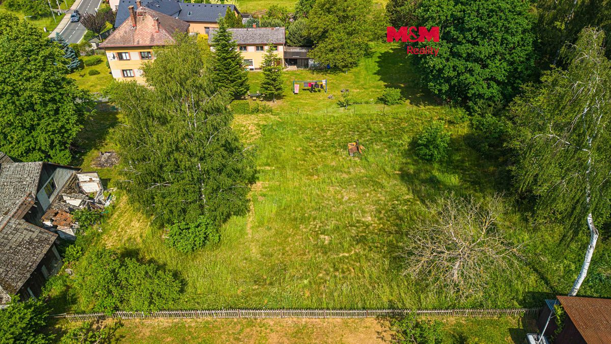 Prodej rodinného domu 523 m², pozemek 2119 m²